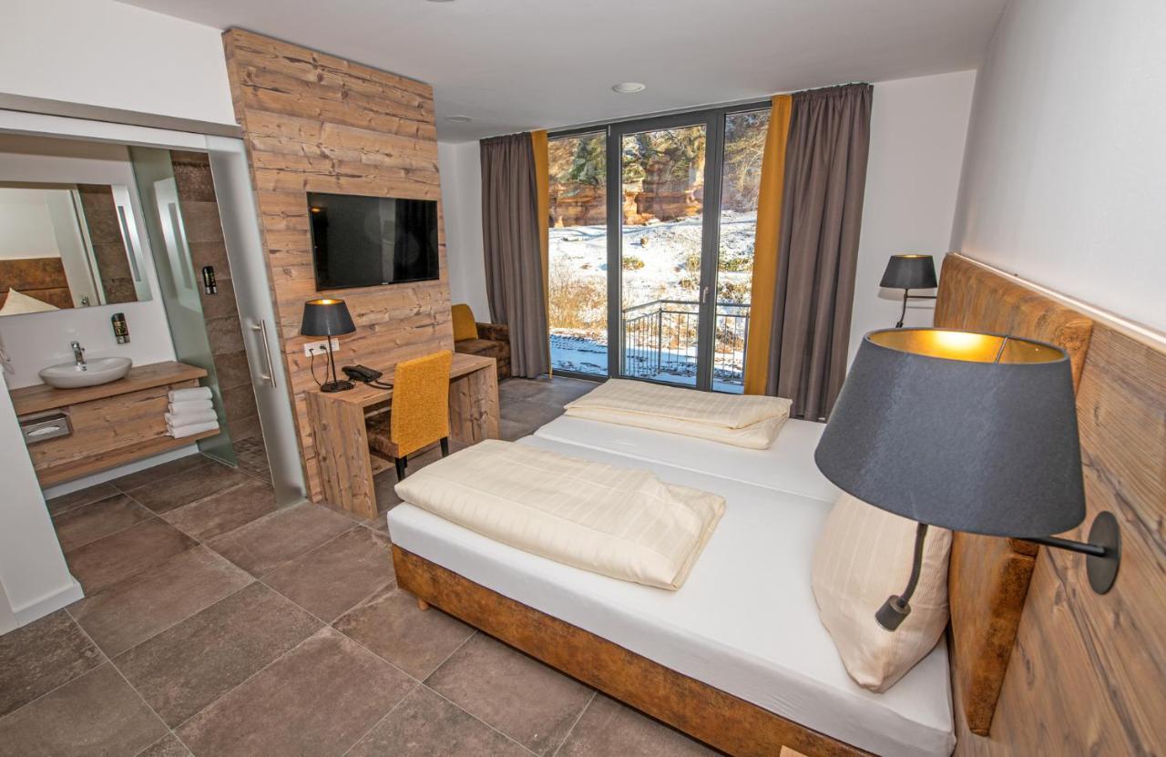 Landhotel Weihermuehle Thaleischweiler-Froschen Экстерьер фото