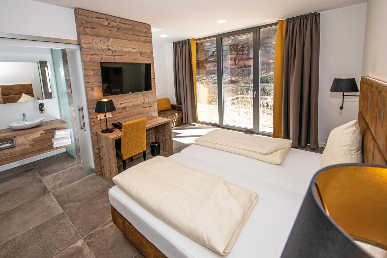 Landhotel Weihermuehle Thaleischweiler-Froschen Экстерьер фото
