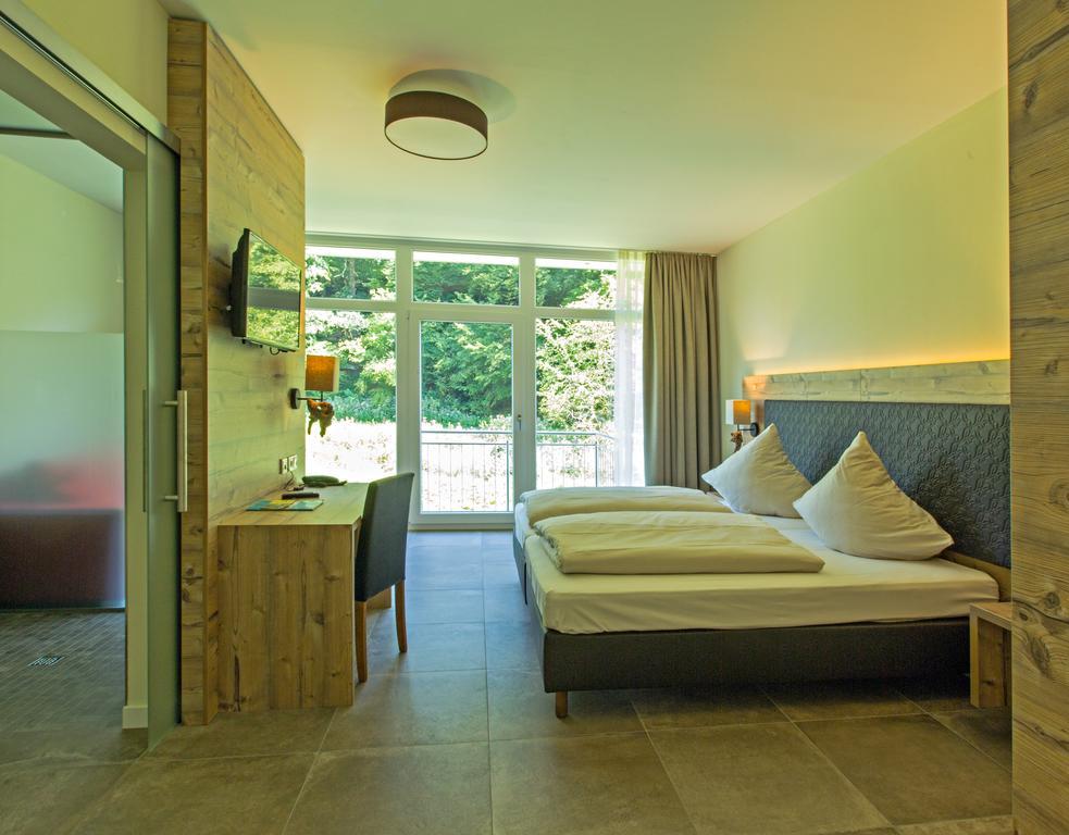 Landhotel Weihermuehle Thaleischweiler-Froschen Номер фото